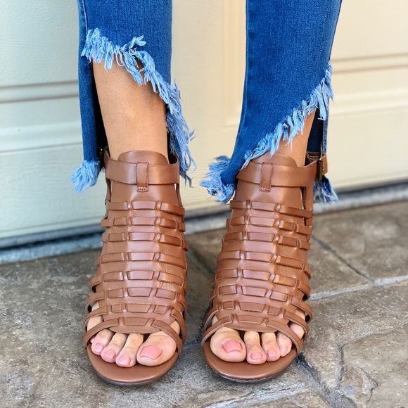 Modern Romance Fisherman Huarache Sandal - Picture 3 of 6